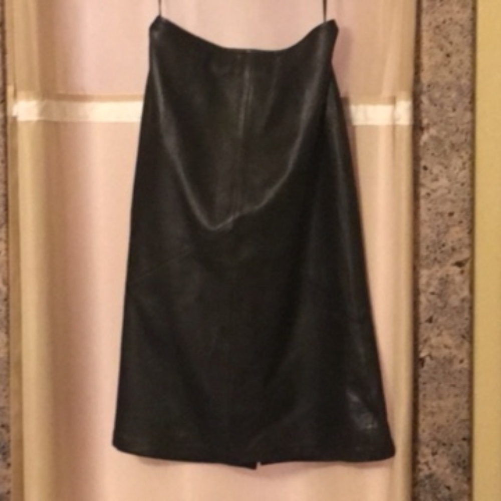 leather skirt